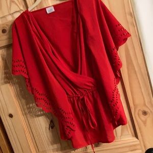 2/$10 ♥️ Suzy Shier Top